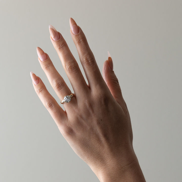 2.50CT Round E - VS Lab Grown Thick Diamond Ring With Twirl Plain Band - Doozy Diamonds