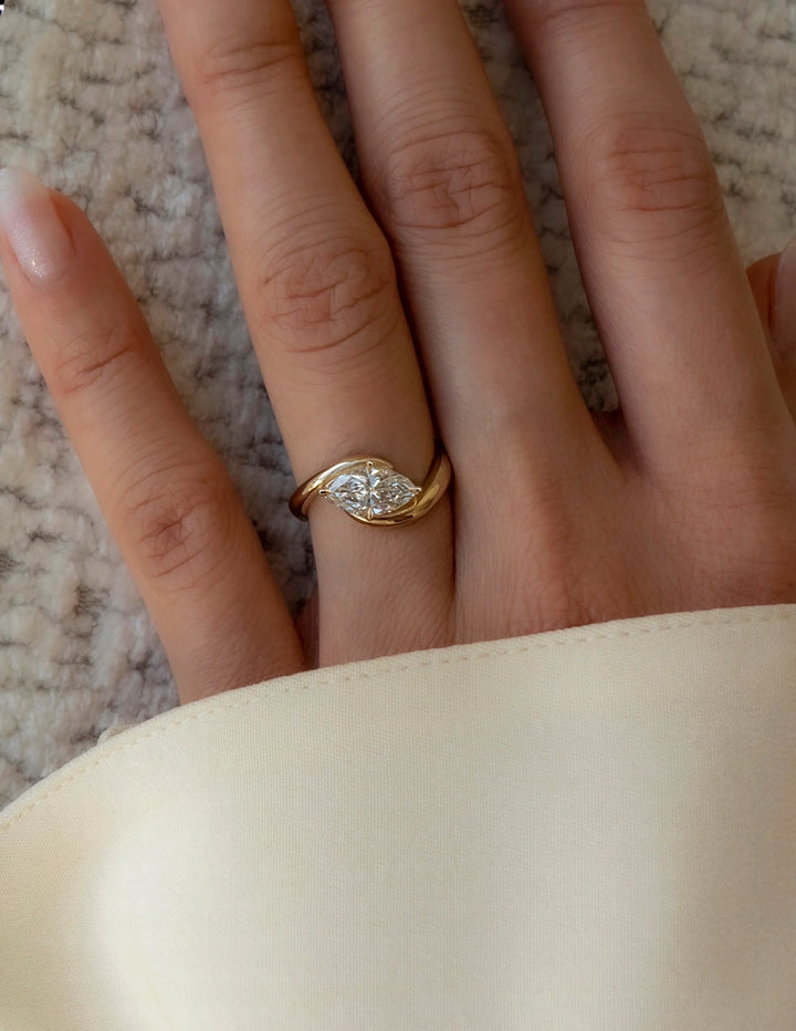 2.0CT-3.0CT East West Marquise E/VS1 Lab Grown Diamond Engagement Ring