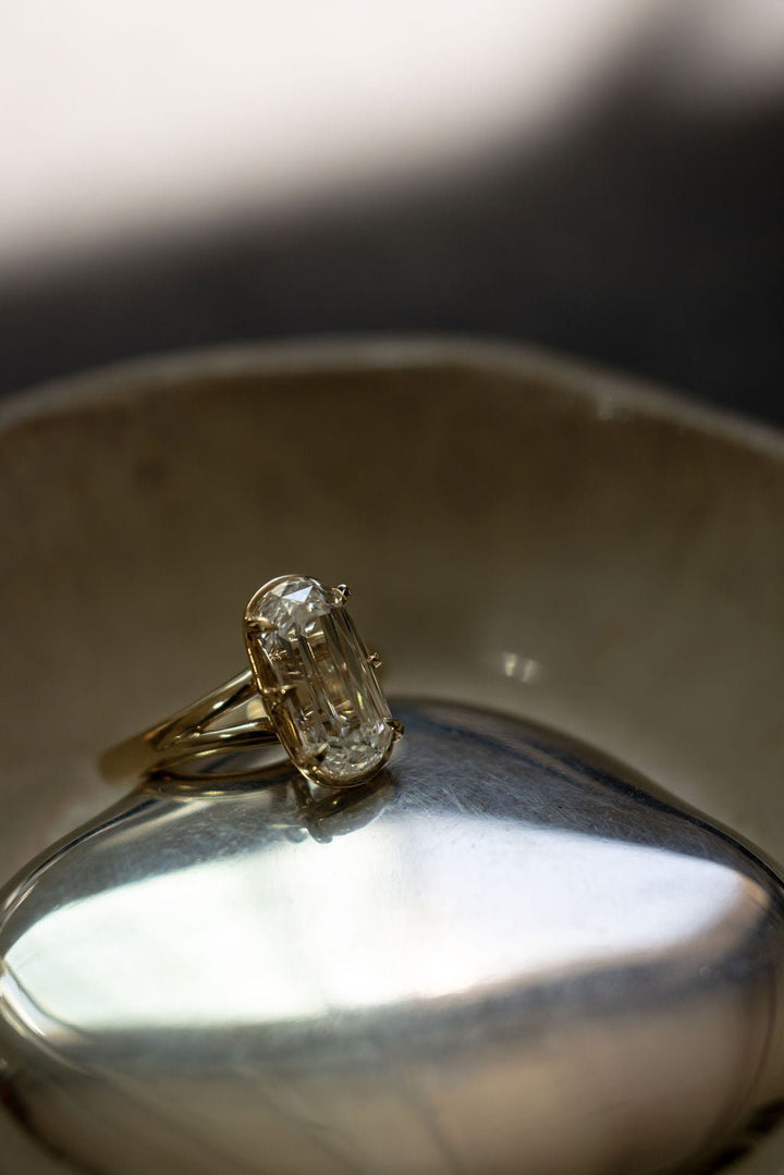 3.70CT Scissor Cut Elongated Cushion F - VS Lab Grown Diamond Unique Wedding Ring Set - Doozy Diamonds