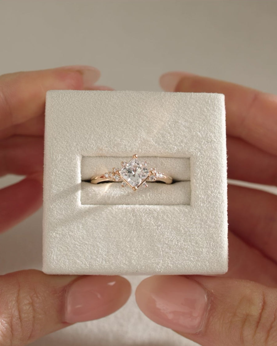 cluster setting, princess cluster setting, princess cut cluster setting, diamond cluster setting, cluster engagement setting, bridal cluster setting