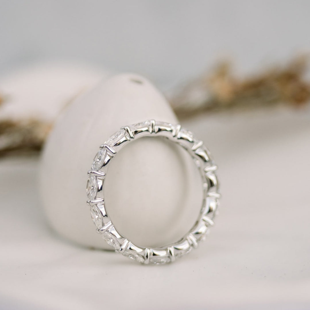 Oval DE - VS1 Lab Grown Diamond Full Eternity Wedding Band - Doozy Diamonds
