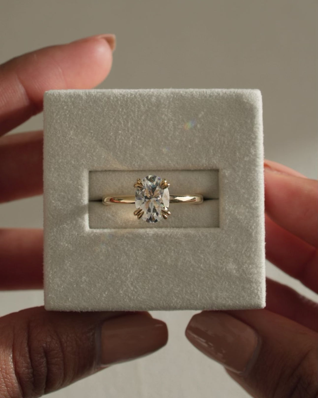 hidden diamond halo setting, halo hidden gallery setting, modern hidden halo setting, classic hidden halo setting, minimalist hidden halo setting, luxury hidden halo setting, elegant hidden halo setting, bridal hidden halo setting, engagement hidden halo setting,