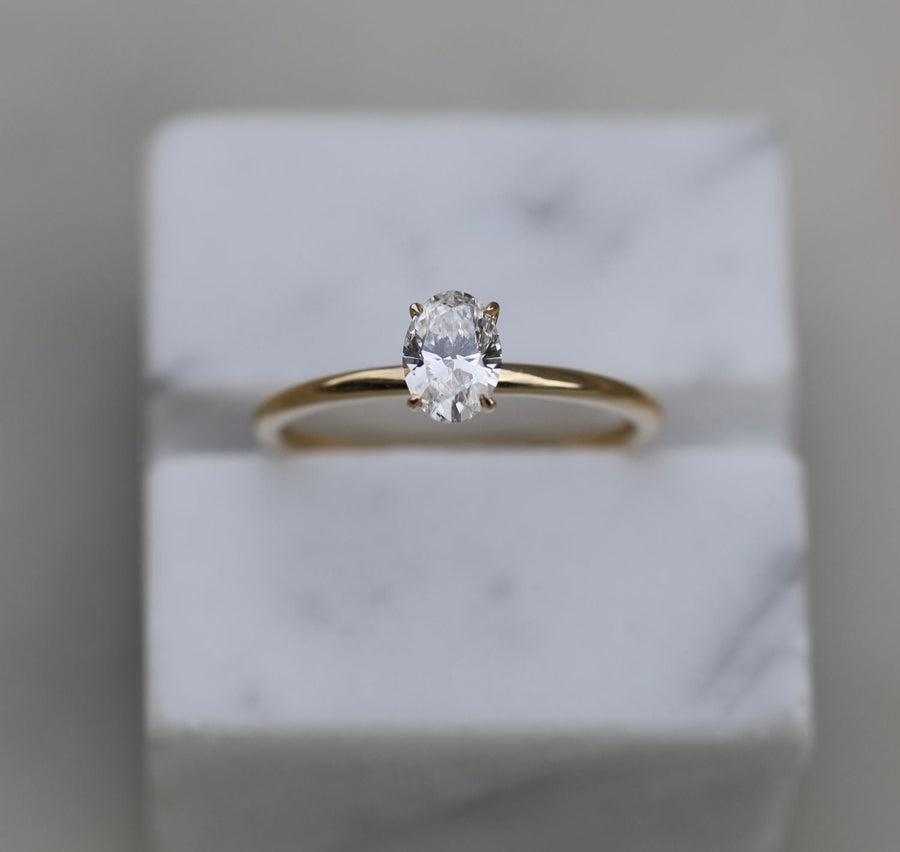 Discover oval solitaire lab grown diamond engagement ring online