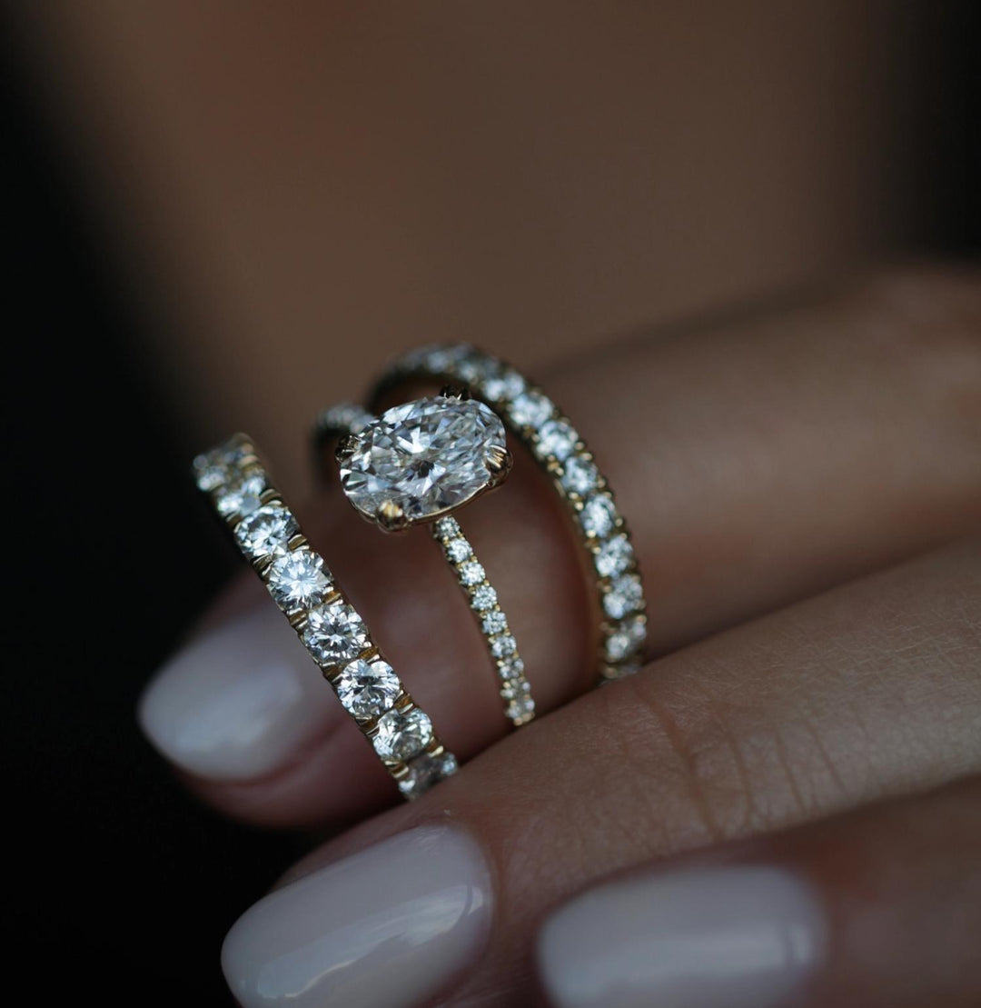 Shop oval cut solitaire lab grown diamond engagement ring online