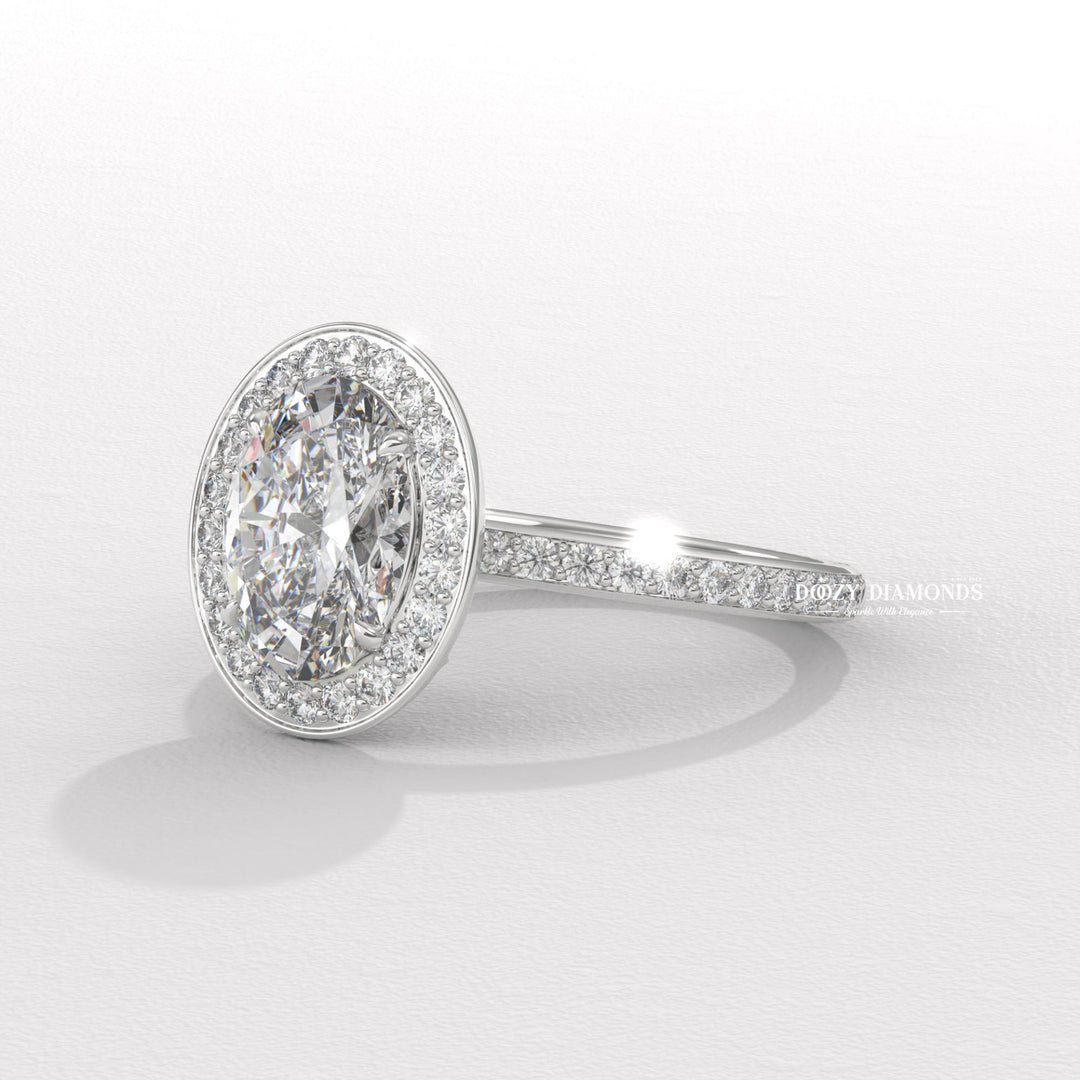 Oval halo ring set with an IGI graded diamond