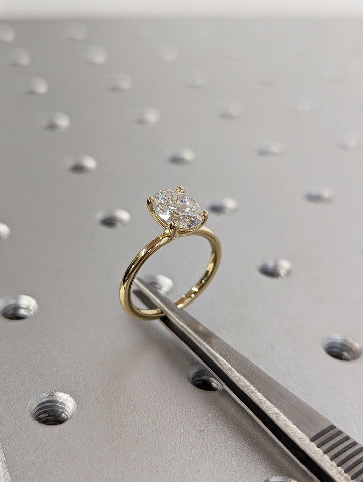 Buy oval cut solitaire diamond engagement ring with free shipping