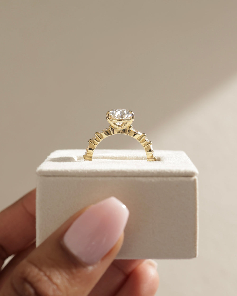 diamond pavé setting, full pavé setting, half pavé setting, micro pavé setting, french pavé setting, u cut pavé setting, bead set pavé setting, bright cut pavé setting, shared prong pavé setting,