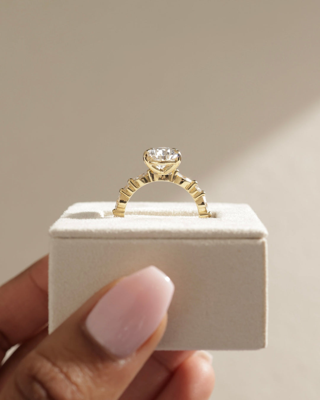 diamond pavé setting, full pavé setting, half pavé setting, micro pavé setting, french pavé setting, u cut pavé setting, bead set pavé setting, bright cut pavé setting, shared prong pavé setting,