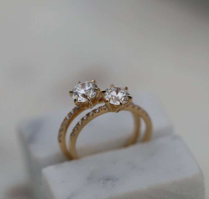 Round solitaire lab grown diamond ring side profile in gold setting