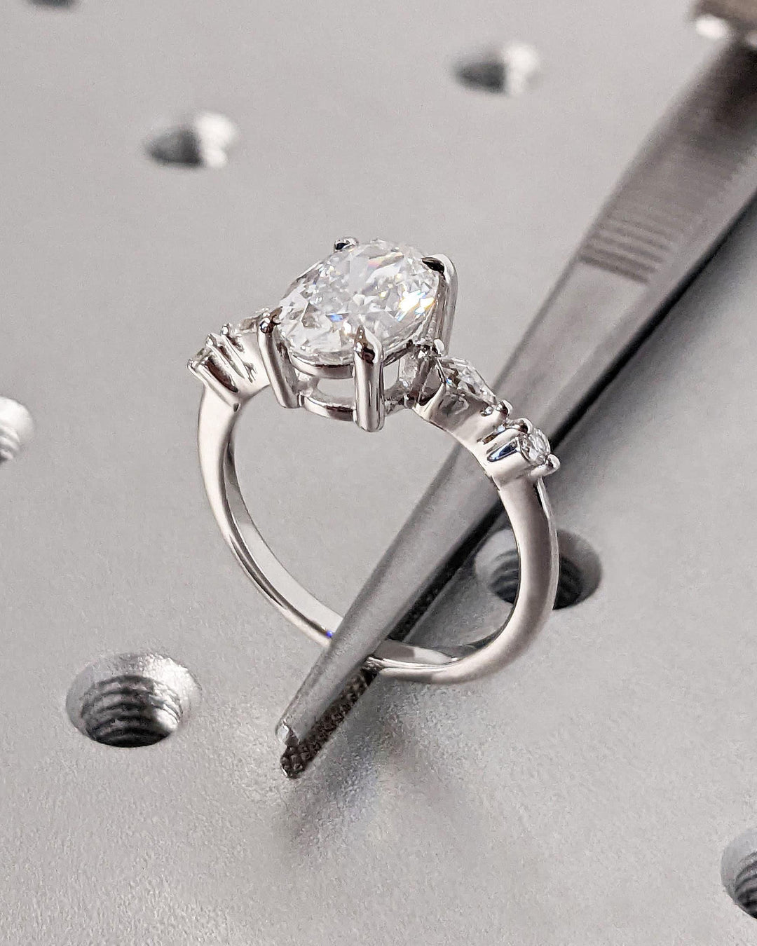 Shop the oval cut cluster engagement ring collection online