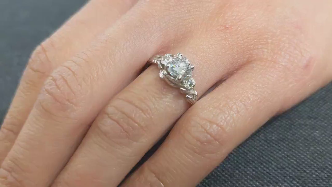 round cut vintage ring,