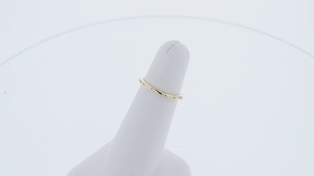 Round Cut Lab Grown Diamond Flat Flush Set Wedding Band
