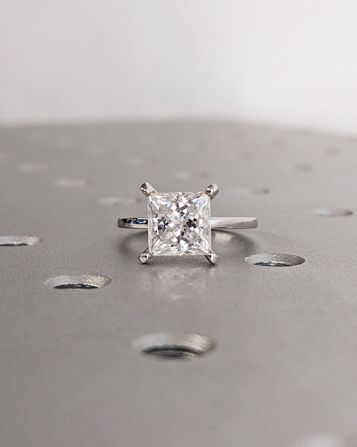 Buy 2.0CT princess solitaire lab grown diamond engagement ring online