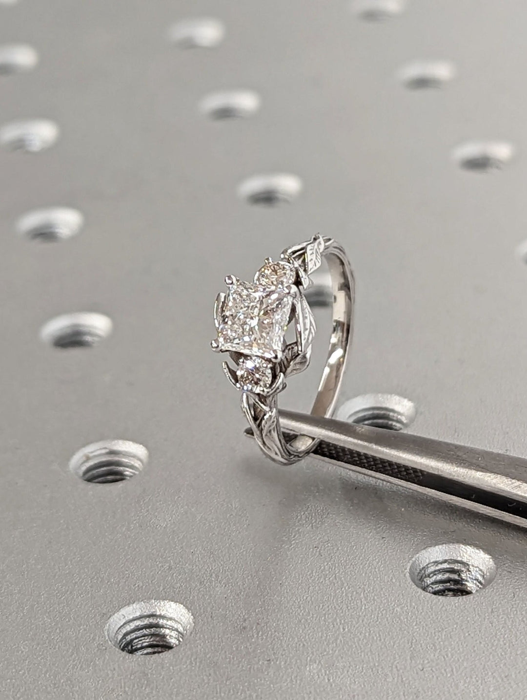 Premium princess cut vintage engagement ring crafted in solid gold