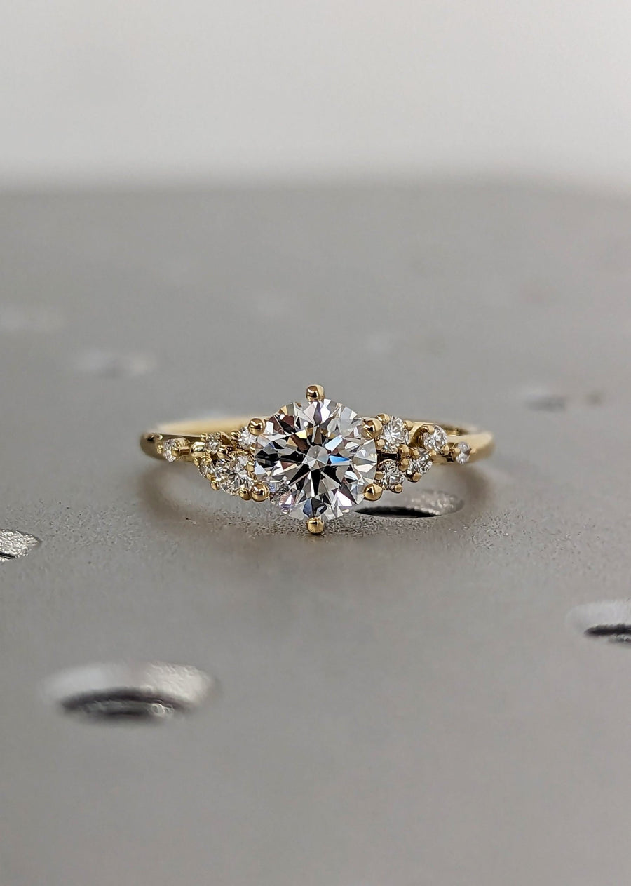 Discover round cluster lab grown diamond engagement ring online