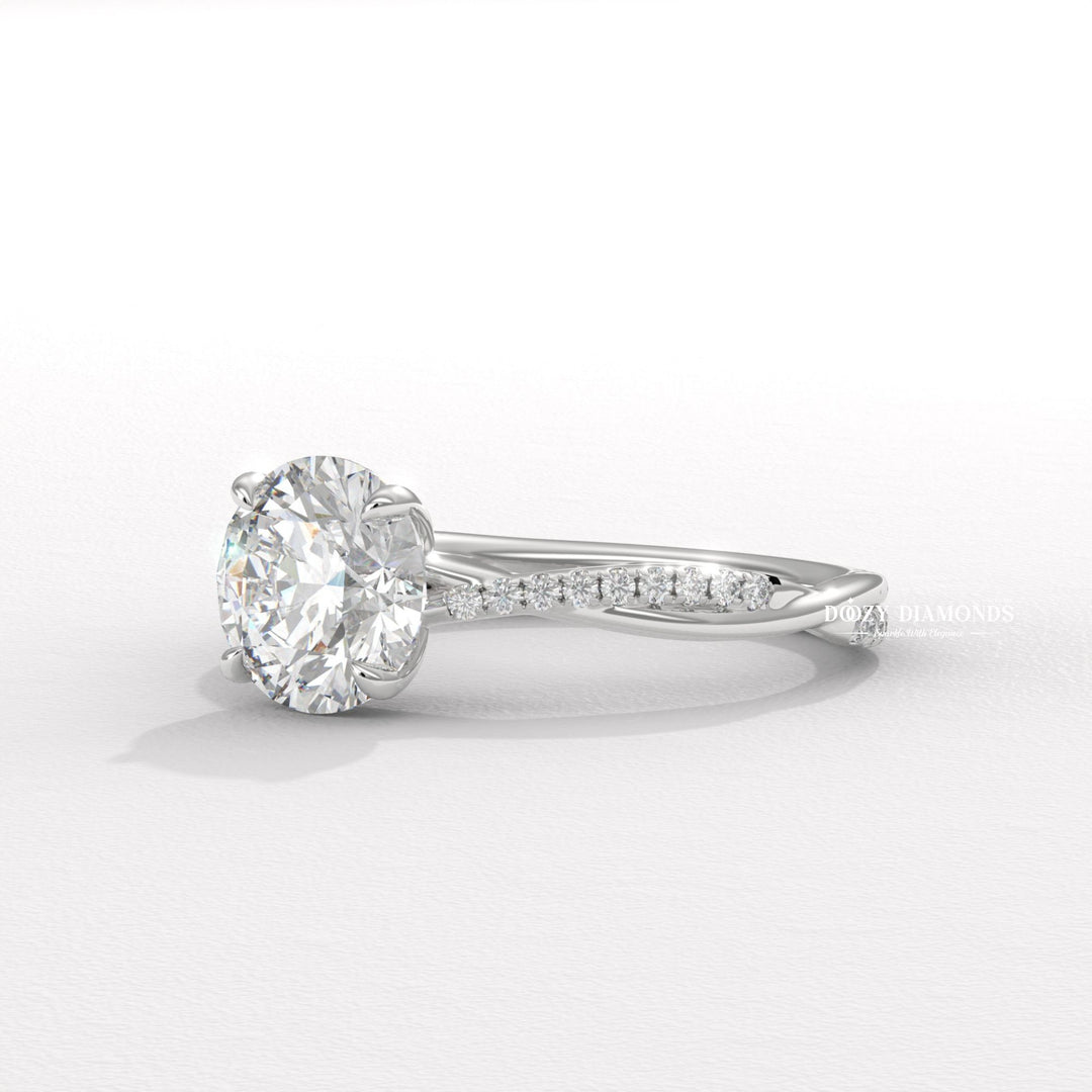 Round solitaire ring set with an IGI graded diamond