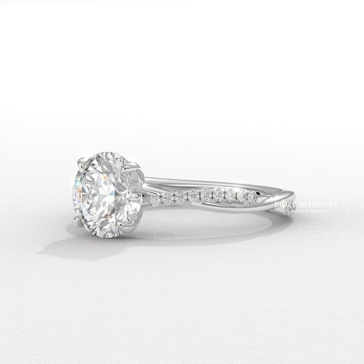 Round solitaire ring set with an IGI graded diamond