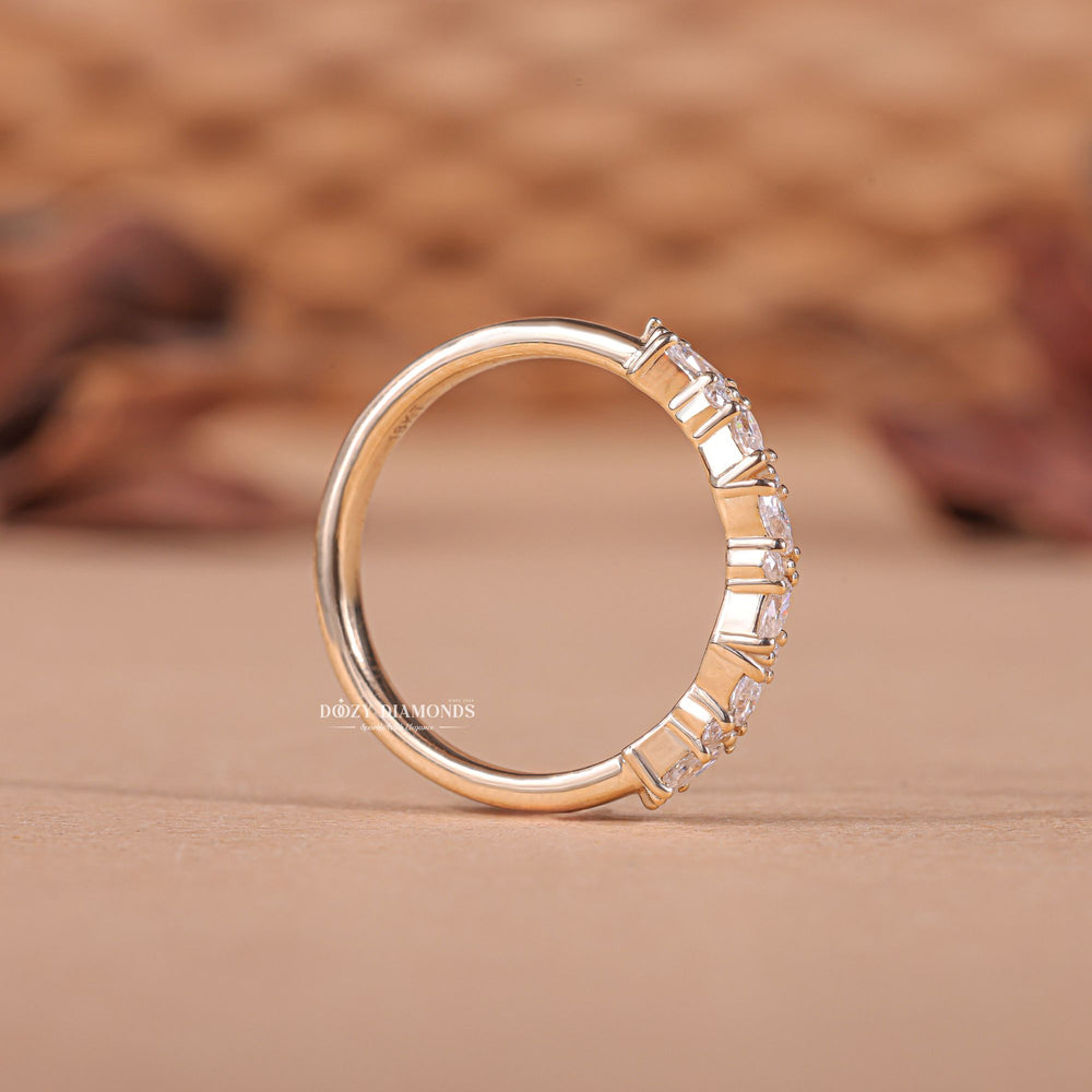 Close-up of 0.35CT round marquise lab grown diamonds