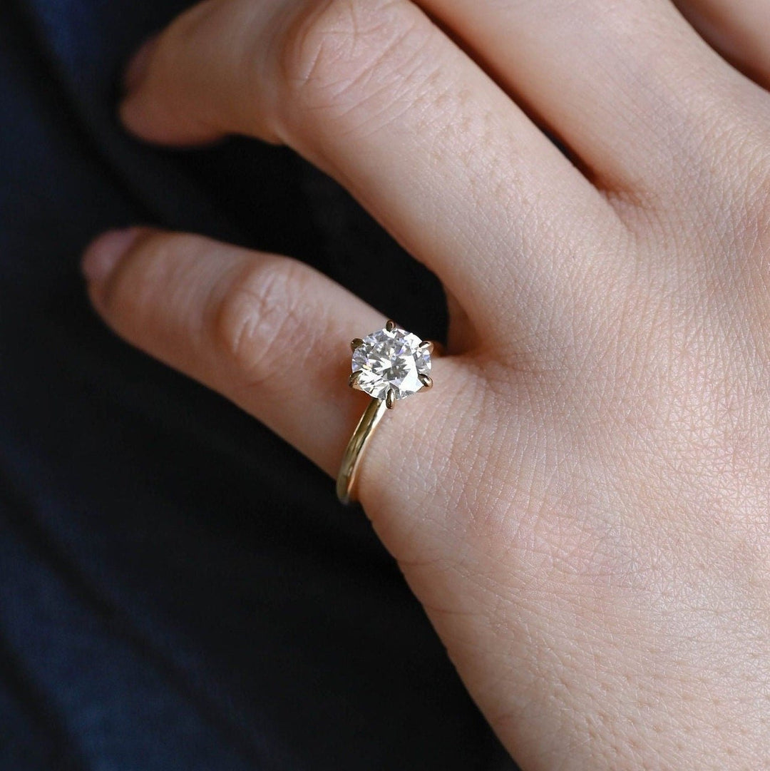 round premium jewelry collection,