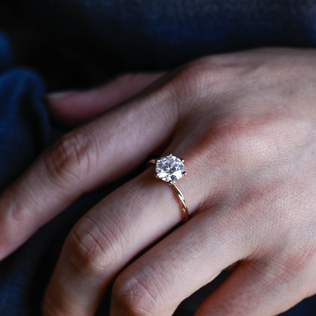 Round solitaire engagement ring with certified lab grown diamond