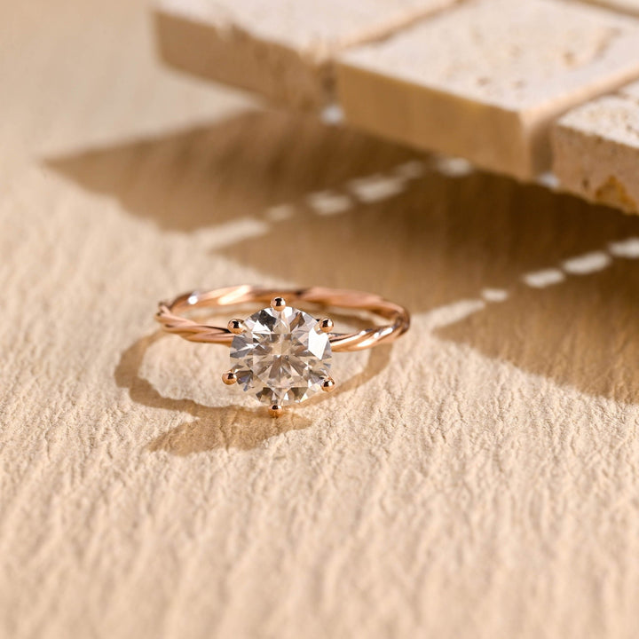 Discover round solitaire lab grown diamond engagement ring online