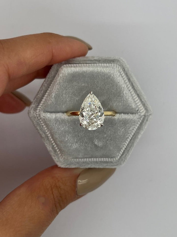 4.0CT pear solitaire lab grown diamond engagement ring for sale