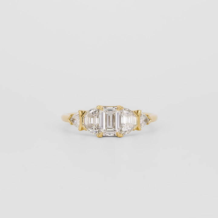 sparkling diamond ring, bridal diamond ring, proposal diamond ring, anniversary diamond ring, fine diamond jewelry, elegant diamond ring