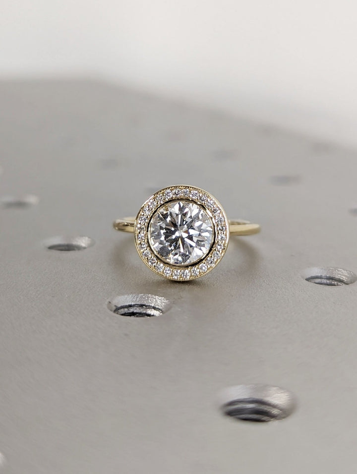 Buy 1.50CT round solitaire lab grown diamond engagement ring online