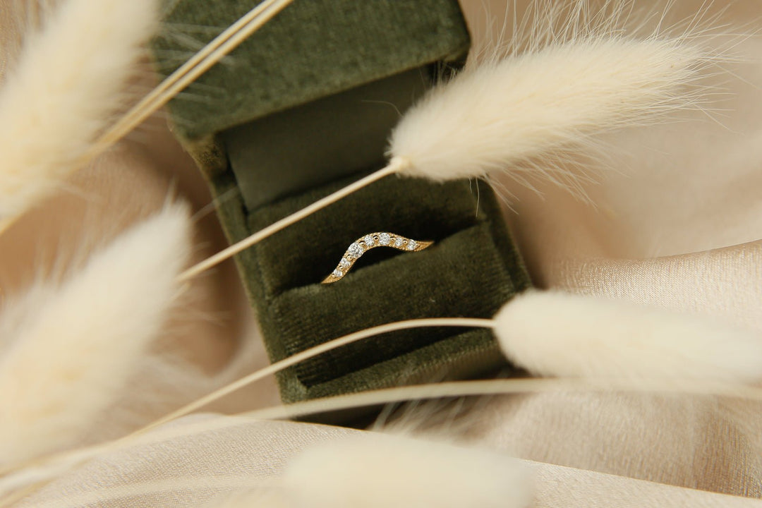 Ethically sourced round diamond eternity band