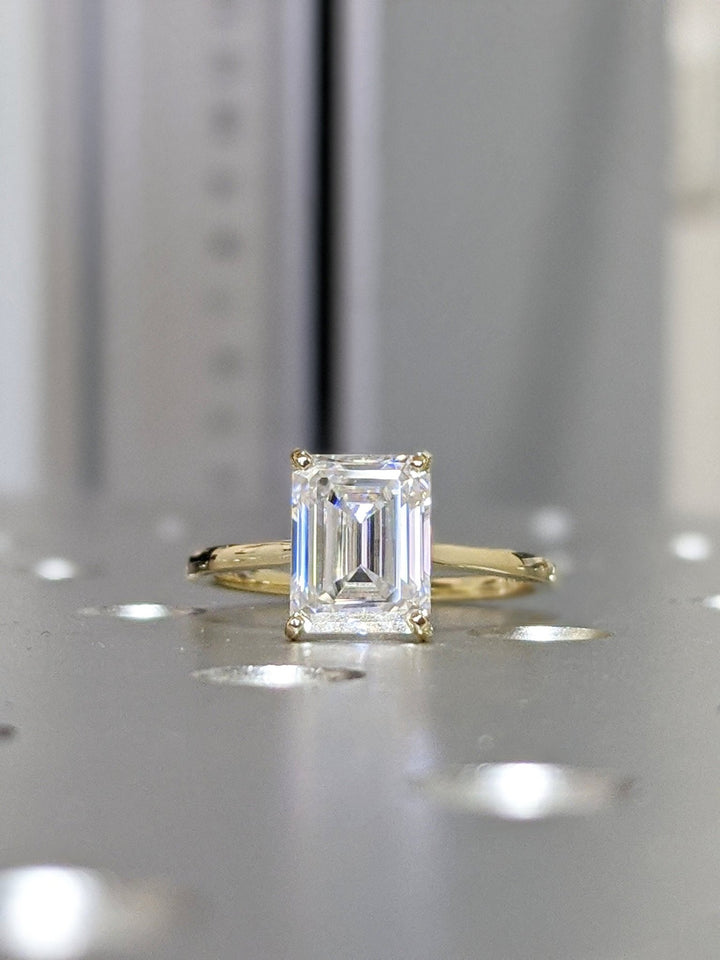 1.0CT emerald solitaire lab grown diamond engagement ring for sale