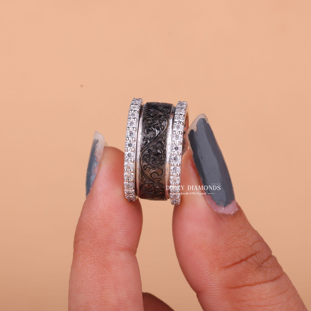 IGI certified round cut diamond in milgrain engagement ring setting
