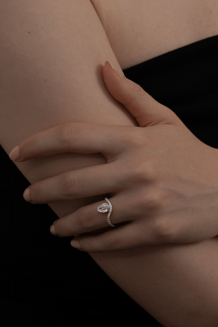 1.0CT pear solitaire lab grown diamond engagement ring for sale