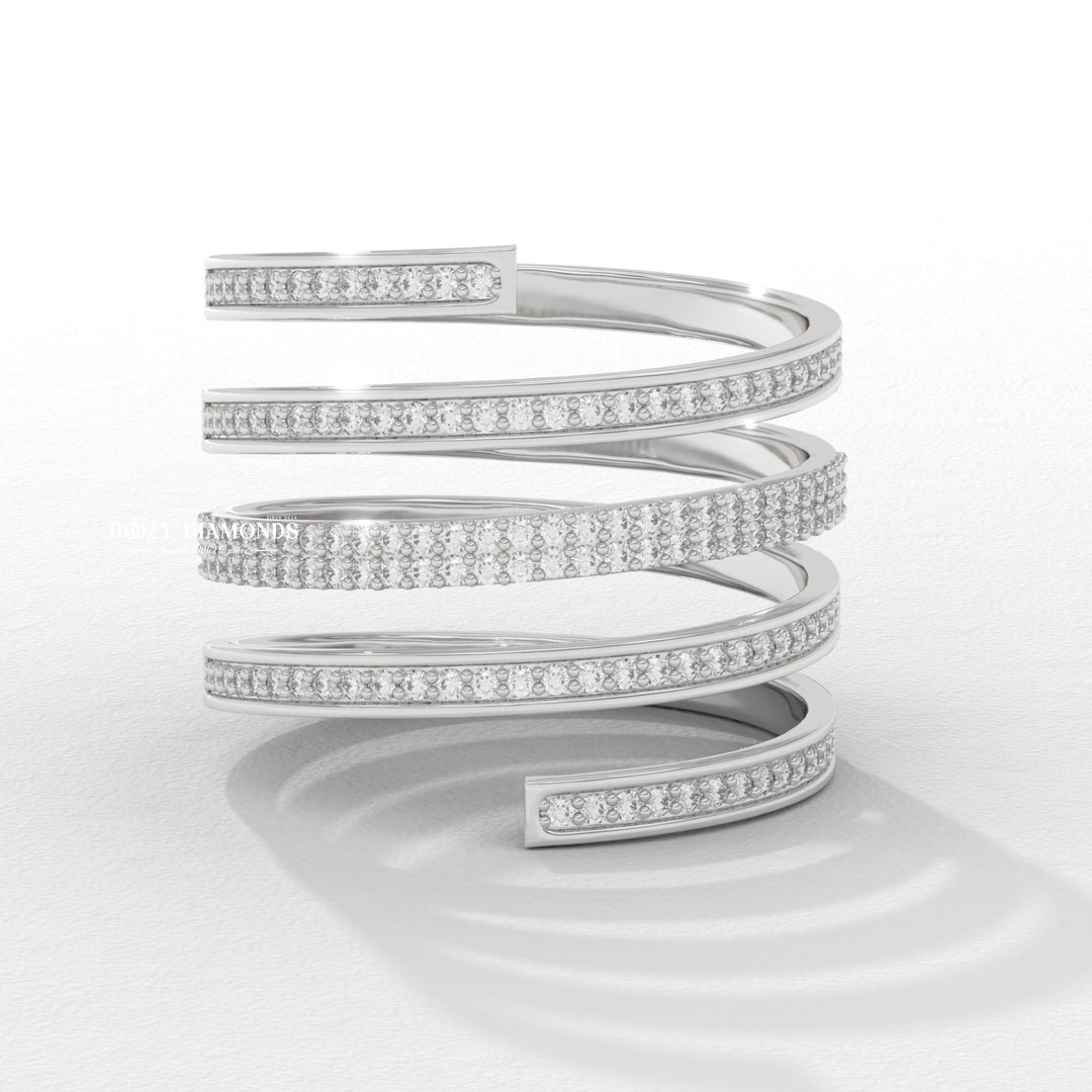Spring diamond wedding band in yellow gold