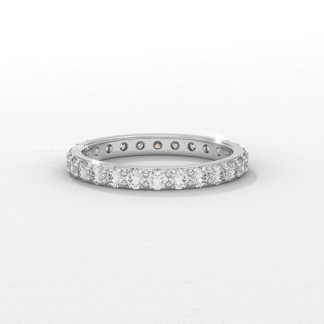 Shared Prong diamond wedding band in yellow gold