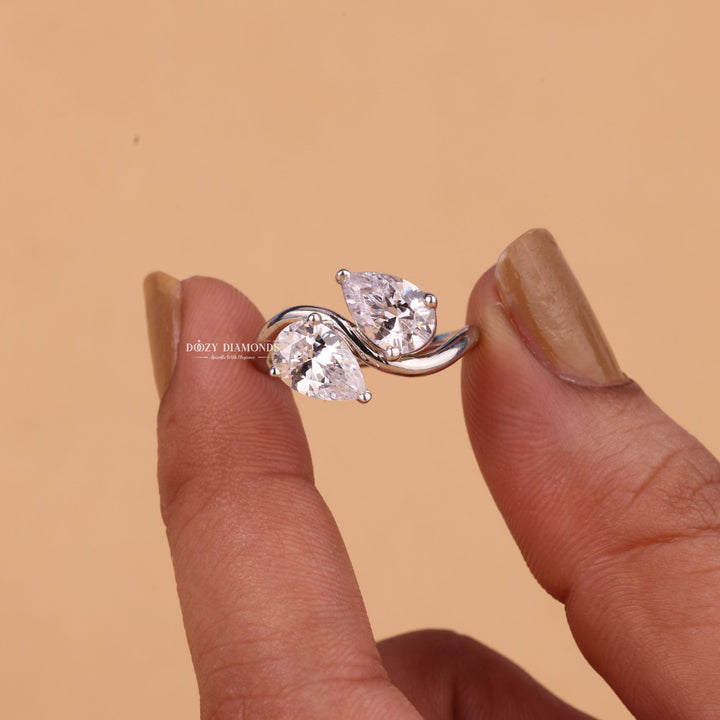 Profile view of pear cut solitaire engagement ring band