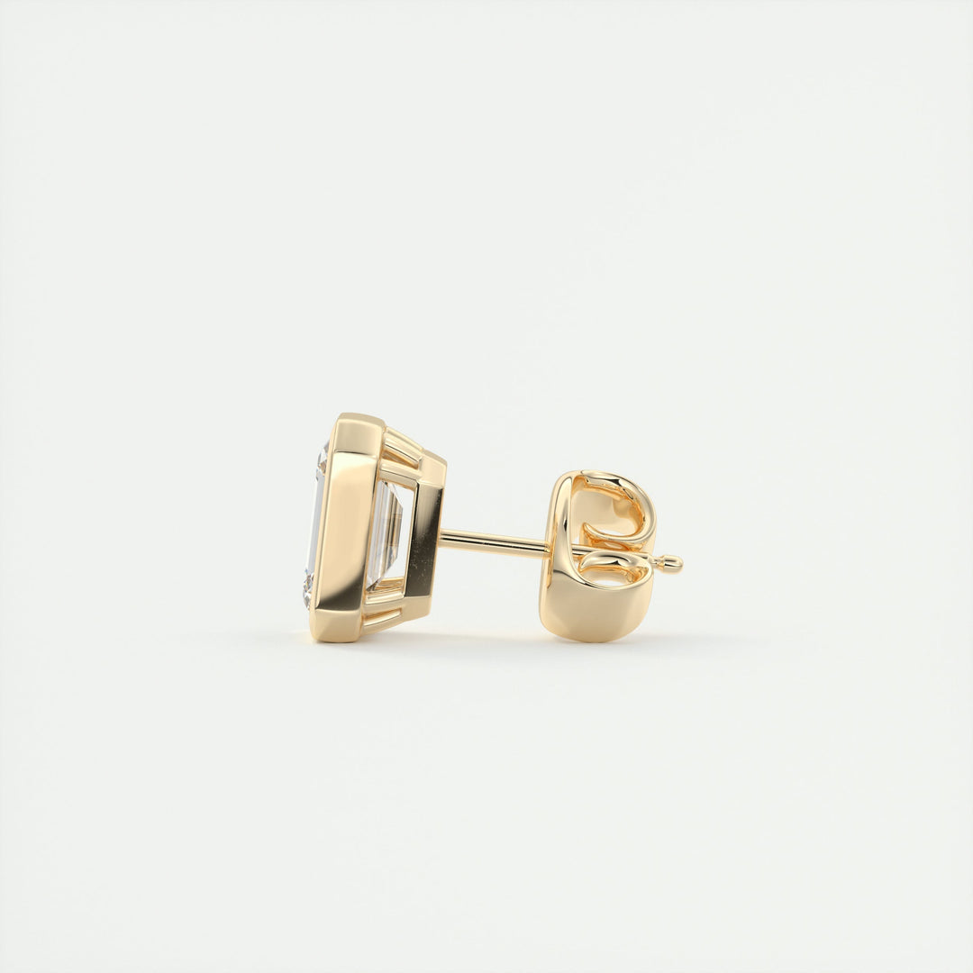 emerald-bezel-solitaire-cvd-g-vs-diamond-earrings