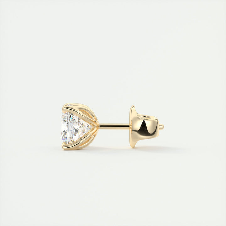 round-solitaire-cvd-g-vs-diamond-earrings-3