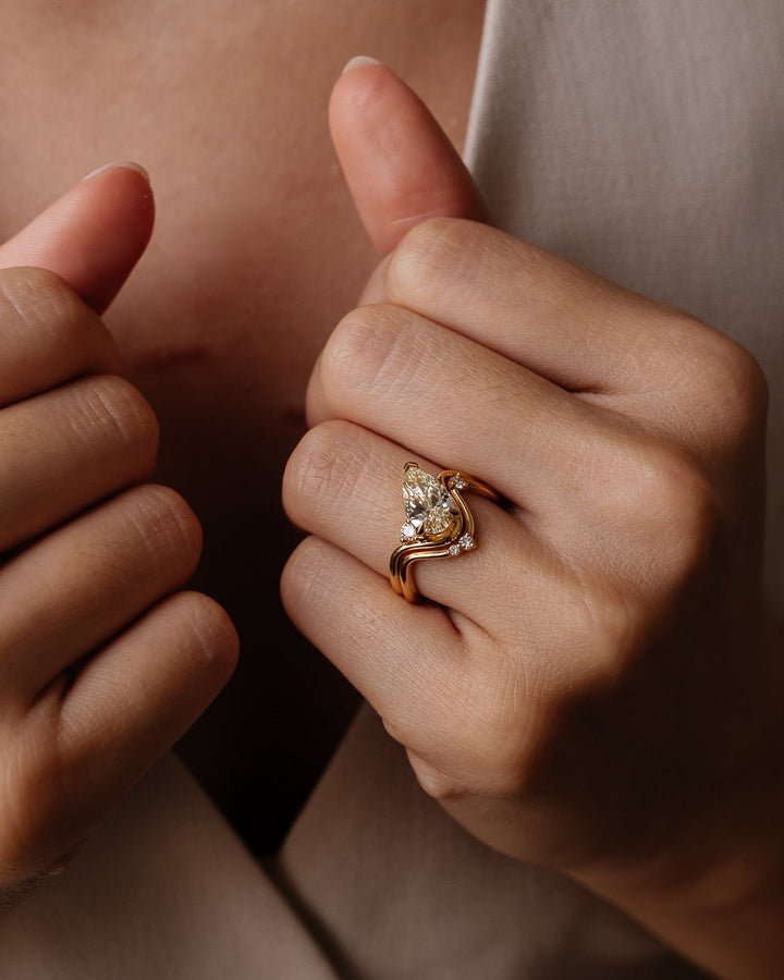 1.0CT pear solitaire lab grown diamond engagement ring for sale