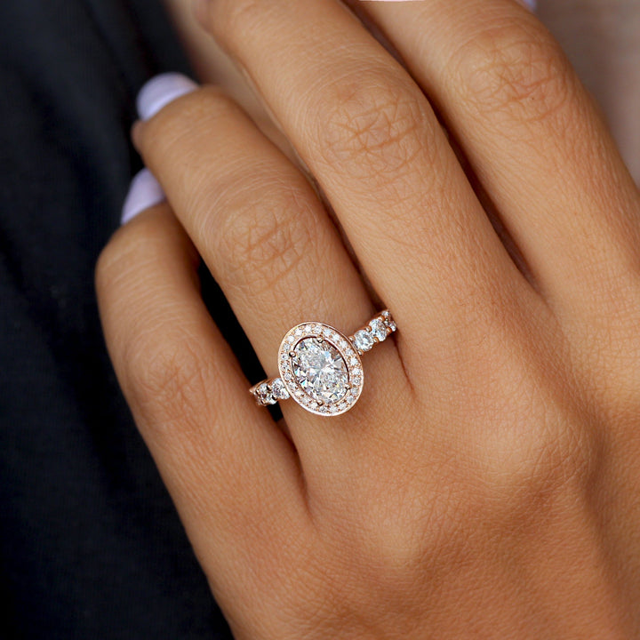 Discover oval halo lab grown diamond engagement ring online
