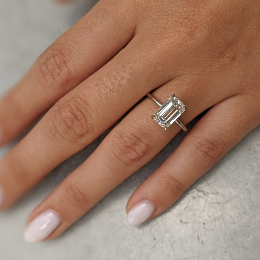 Buy emerald cut solitaire diamond engagement ring with free shipping