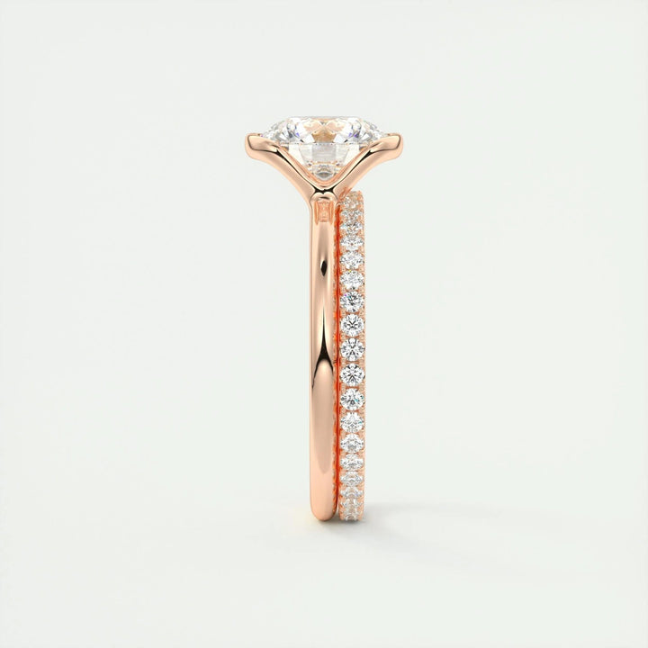 IGI certified round cut diamond in solitaire engagement ring setting