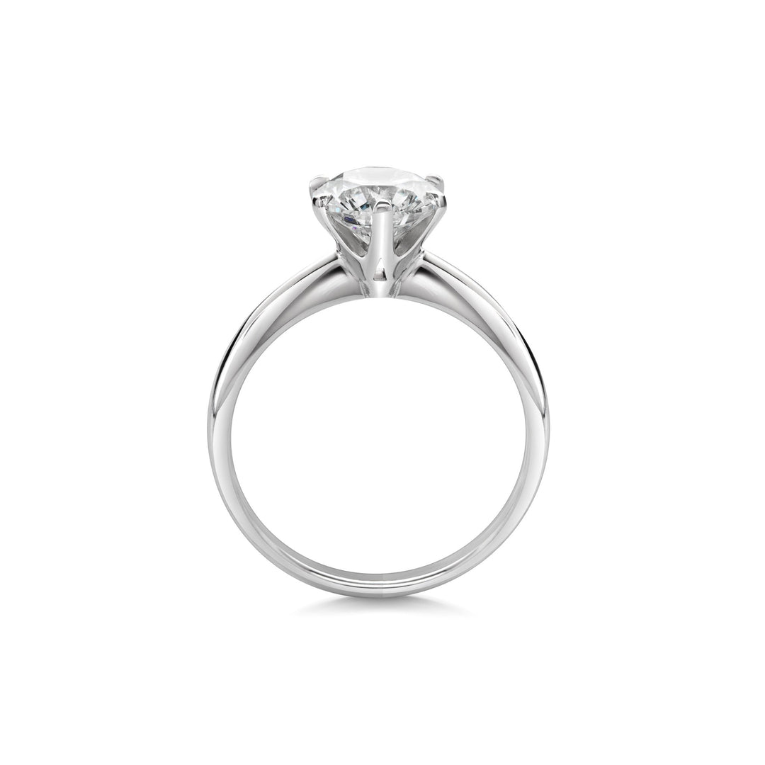 Angled view of round cut diamond in solitaire setting